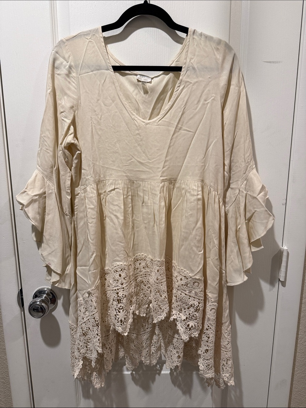 Cupio Cream Lace-Trim Peasant Tunic
